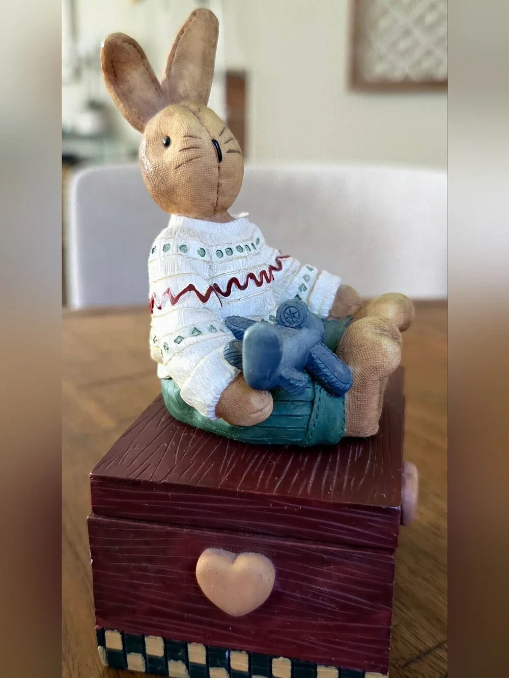 Vintage House of Lloyd Benjamin Bunny w/ Airplane – Mid-1990s Resin Keepsake